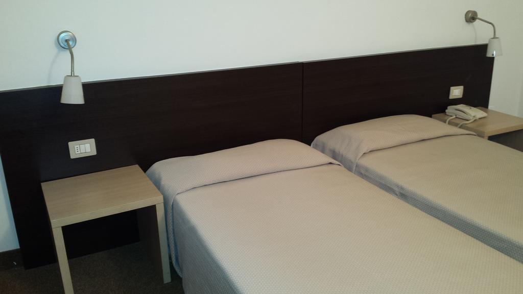 Hotel Palace Prato Szoba fotó